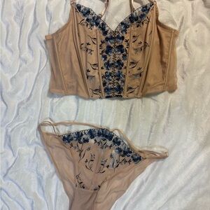 Sofia by Sofia Vergara Floral Embroidered Intimates Set - Tan and Blue